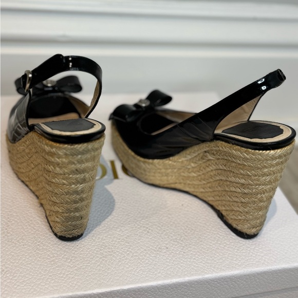 Gorgeous DIOR Espadrilles That Will Be A Staple In Your Wardrobe - Picture 4 of 7